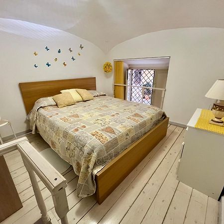 O' Vascio Suite เนเปิลส์ ภายนอก รูปภาพ